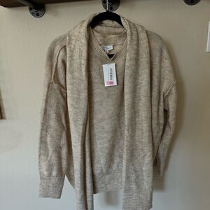 Westbound V-Neck Sweater in Beige with detachable scarf